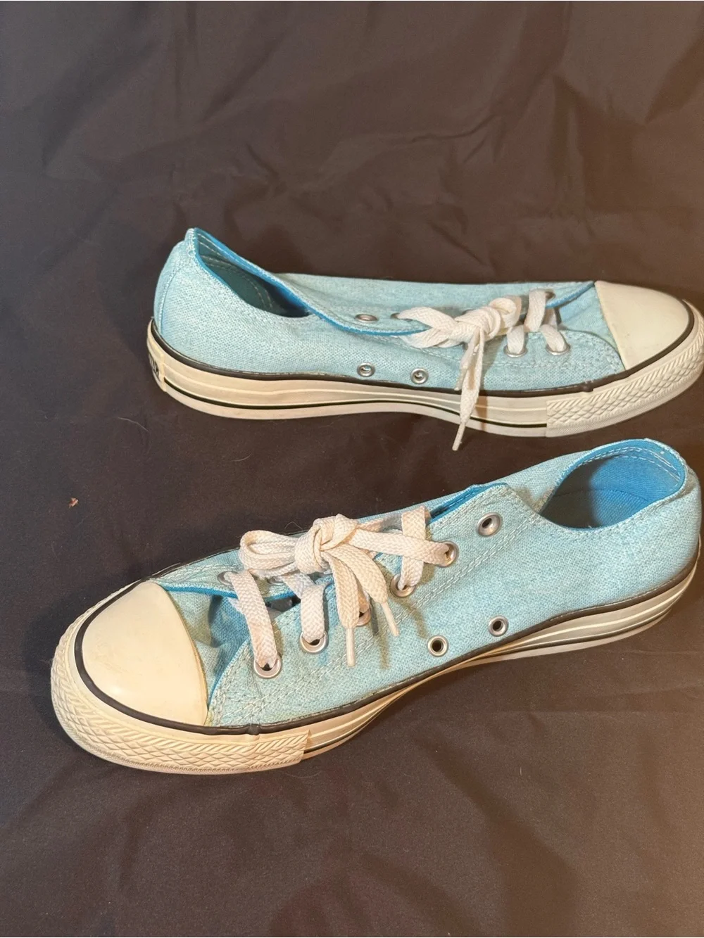 Unisex Converse Light Blue Canvas Low-Top Sneakers with White Accents - Picture 2 of 5
